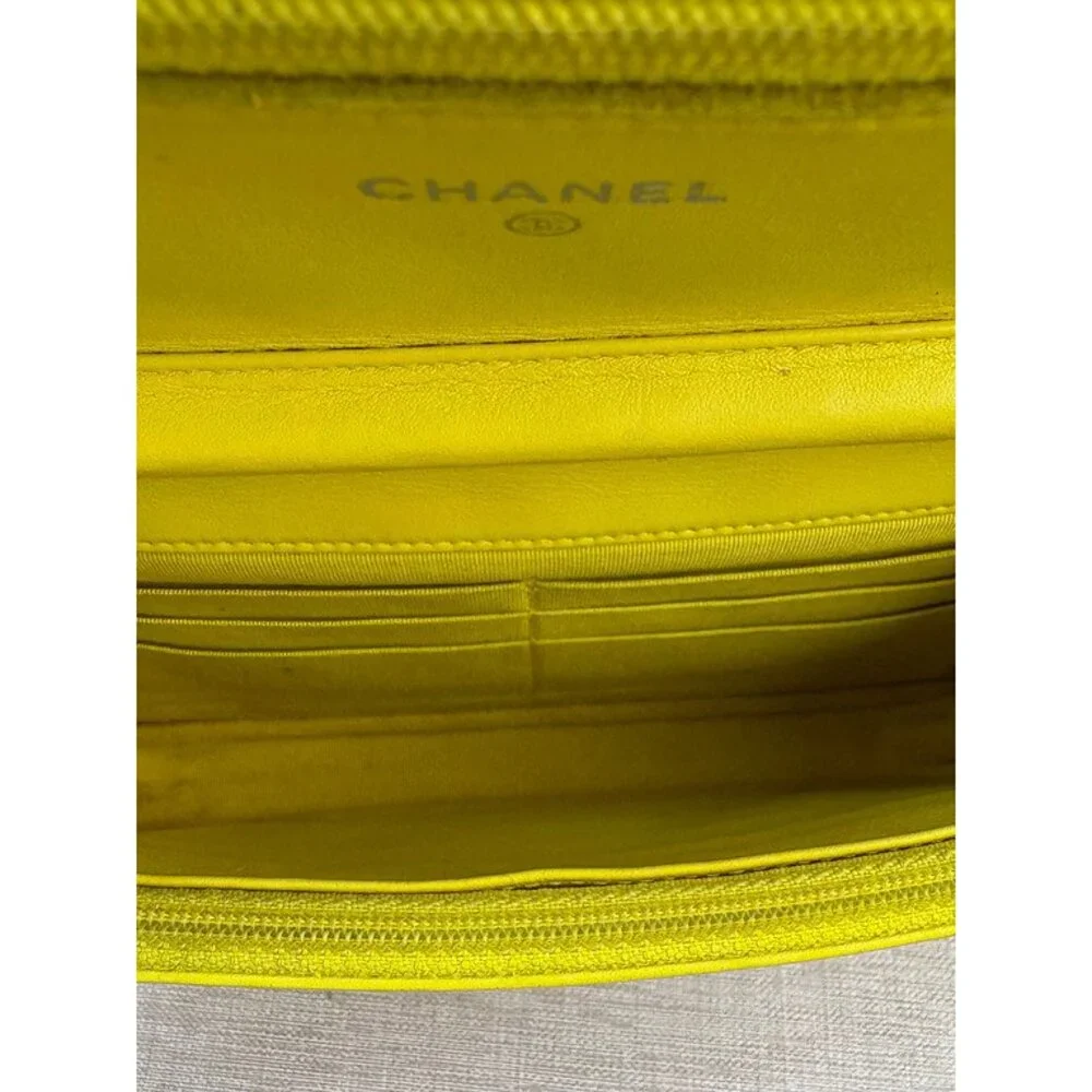 CHANEL Neon Yellow Patent Wallet On Chain Acrylic CC SHW